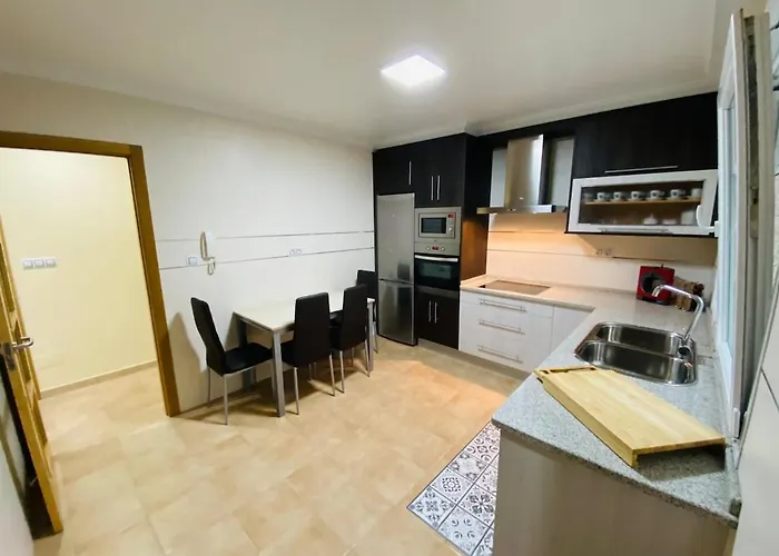 Amplio En El Centro * リベイラ